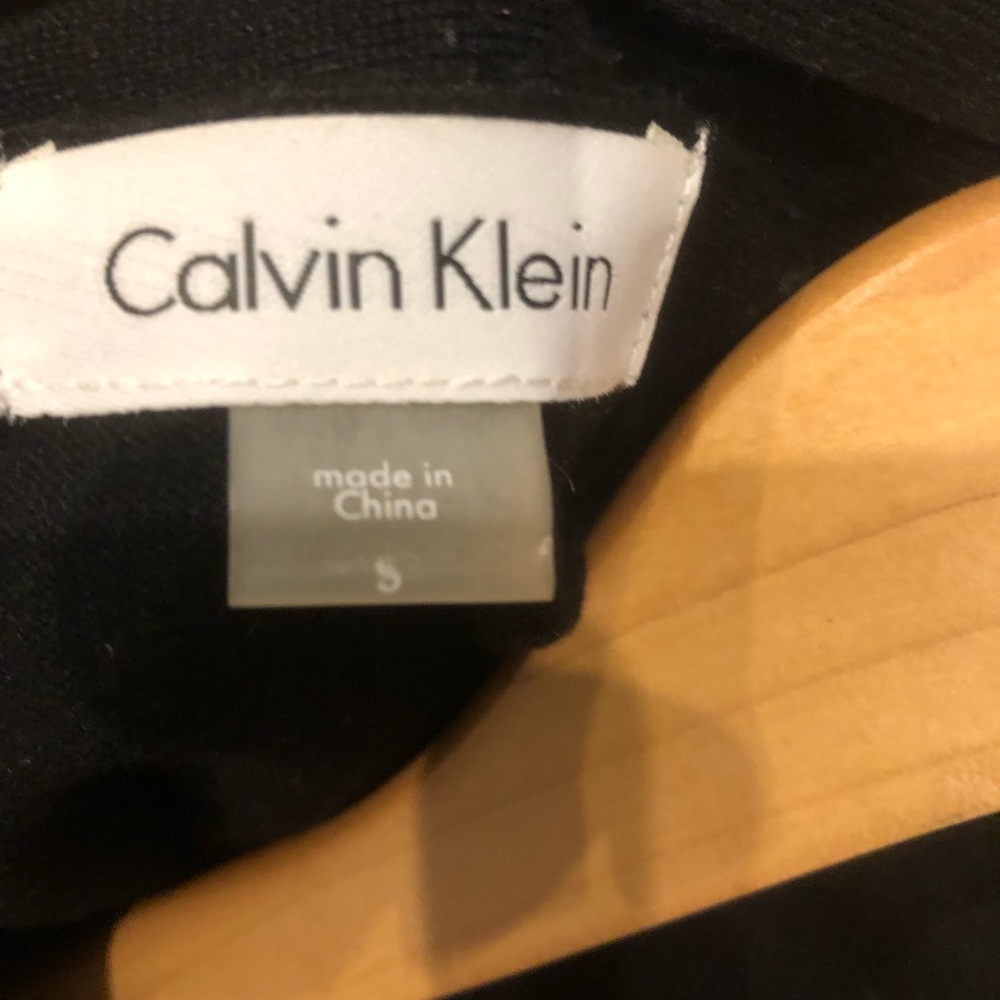Calvin Klein longsleeved black shrug, small - Picture 6 of 7